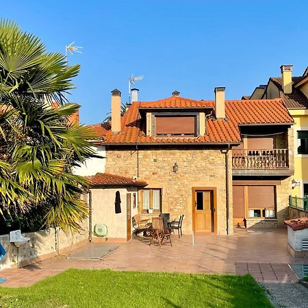 La Santina Y Su Jardin Avilés Exterior foto
