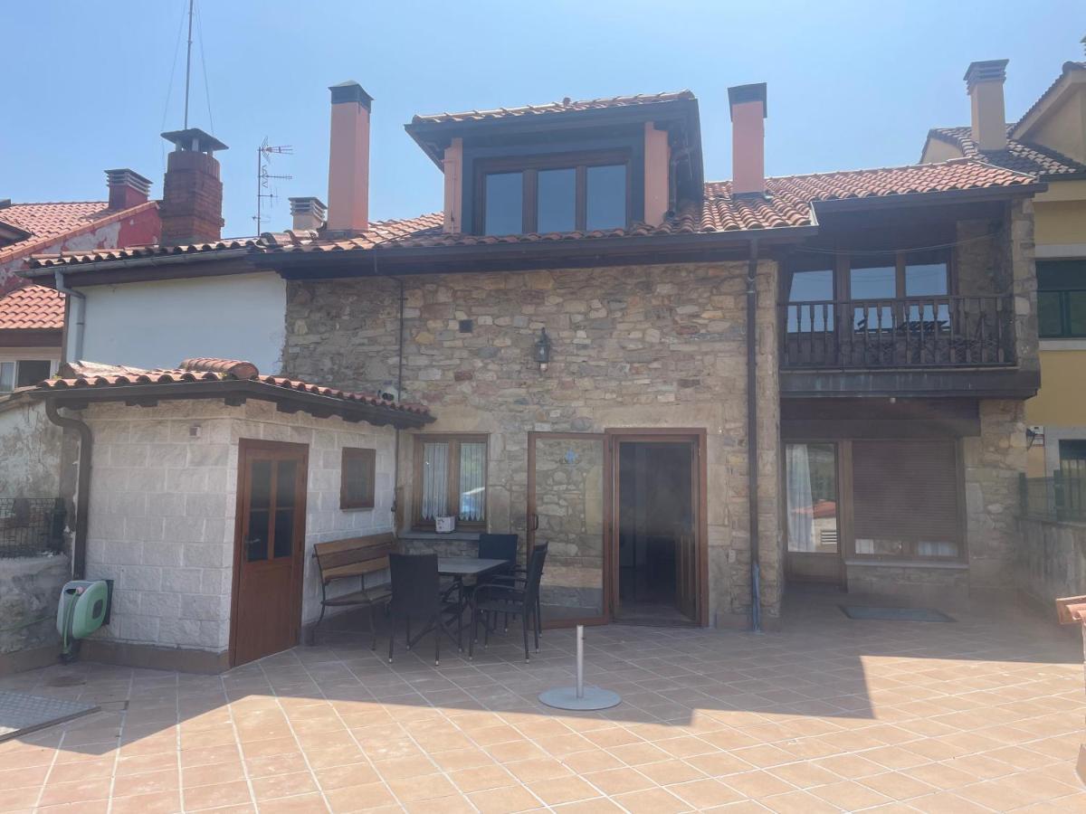 La Santina Y Su Jardin Avilés Exterior foto